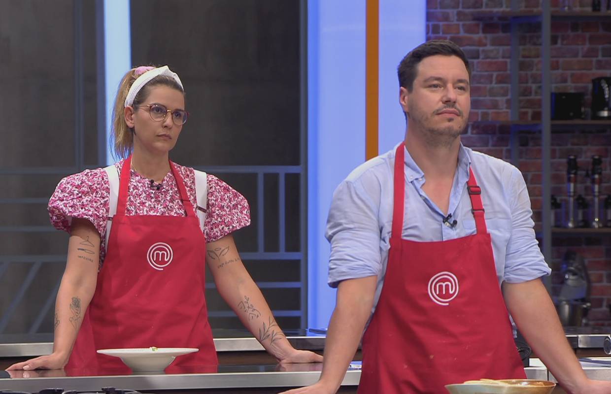 Stres u Masterchefu: Plavi tim pobijedio u duelu, a crvenom oduzeli bodove zbog greške