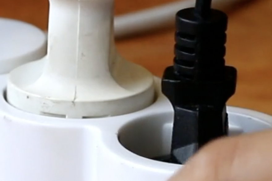 Uskoro ide prvi val poskupljenja režija! Evo koliko će računi za struju rasti i kako ih smanjiti...