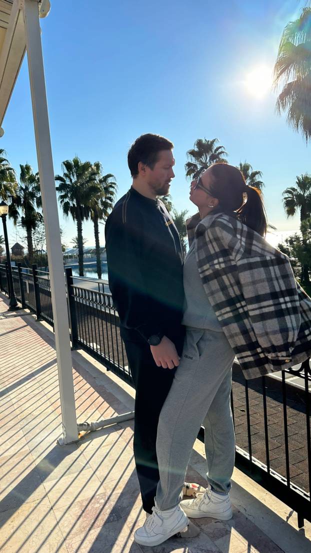 FOTO Manekenka je s Usikom još od amaterskih dana. Sada je posvećena humanitarnom radu