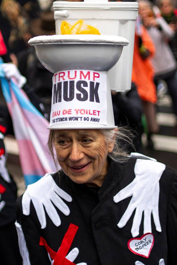 Anti-Trump "Hands Off" protest, in New York City