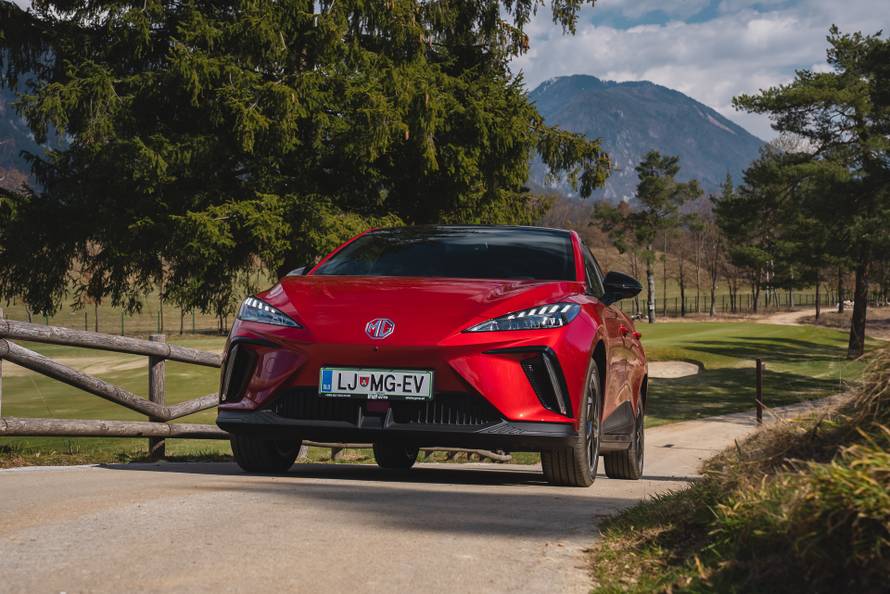 Vozili smo novi MG4. Tvrde da će on pokopati konkurenciju