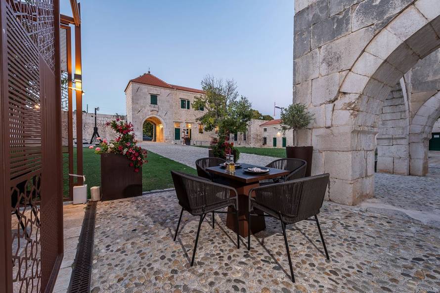 Šime Vrsaljko o hotelu koji je otvarao s rođakom: 'Od rujna 2025. nemam više ništa s tim'