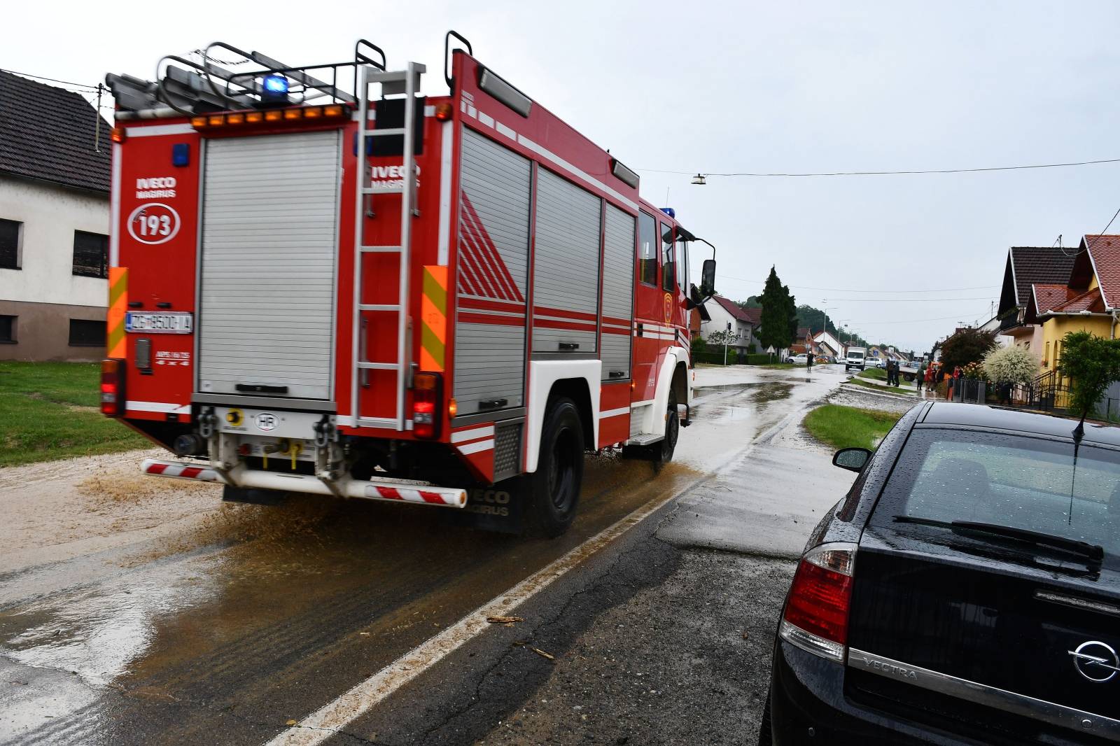 Vidovci: Jako nevrijeme pogodilo požeštinu