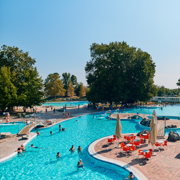 FOTO Terme Čatež slave 100 godina: Od skromnog lječilišta do modernog termalnog carstva