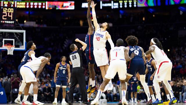 NBA: Los Angeles Clippers at Philadelphia 76ers