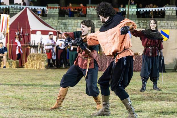 Otvoren je  13. Srednjovjekovni festival u Svetvinčentu