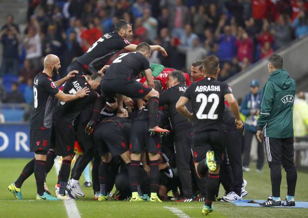Romania v Albania - EURO 2016 - Group A