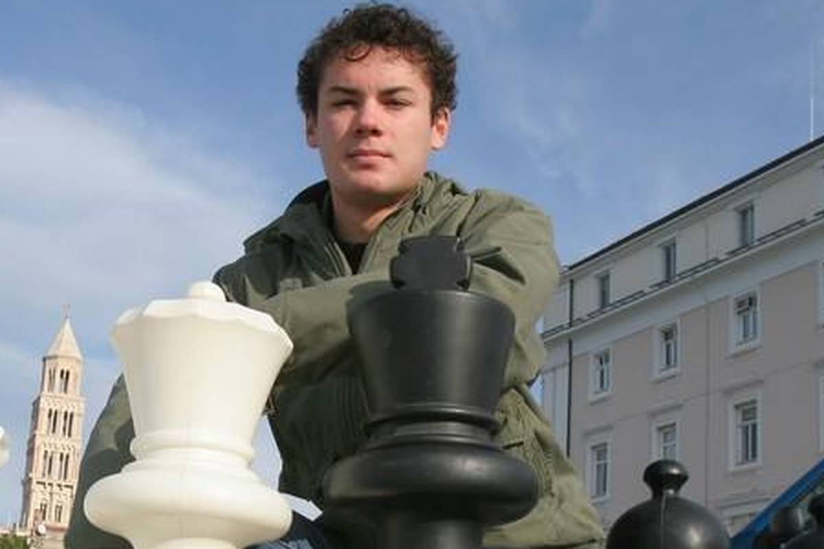 Hrvatski šahist Ivan Šarić (27) osvojio naslov prvaka Europe!