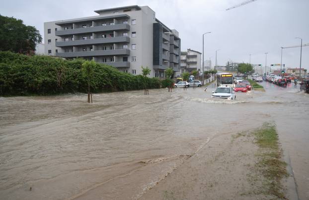 Split: Prometni kolaps zbog kiše