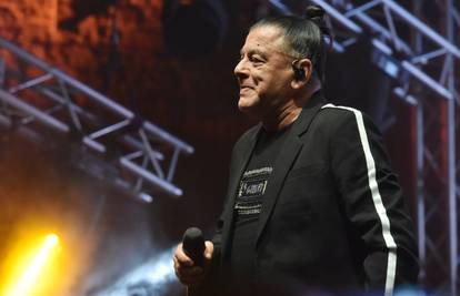 U Puli planiraju spomenik Akiju Rahimovskom u blizini Arene