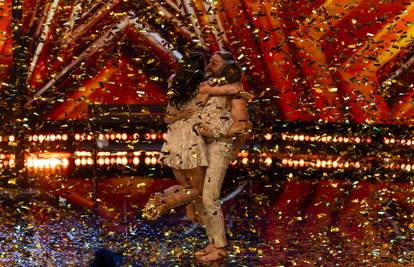 Obiteljski nastup koji je oduzeo dah: Šuput kroz suze pritisnula zlatni gumb u 'Supertalentu'