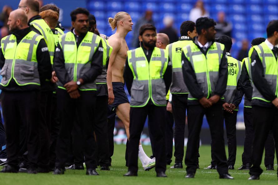 Premier League - Everton v Manchester City