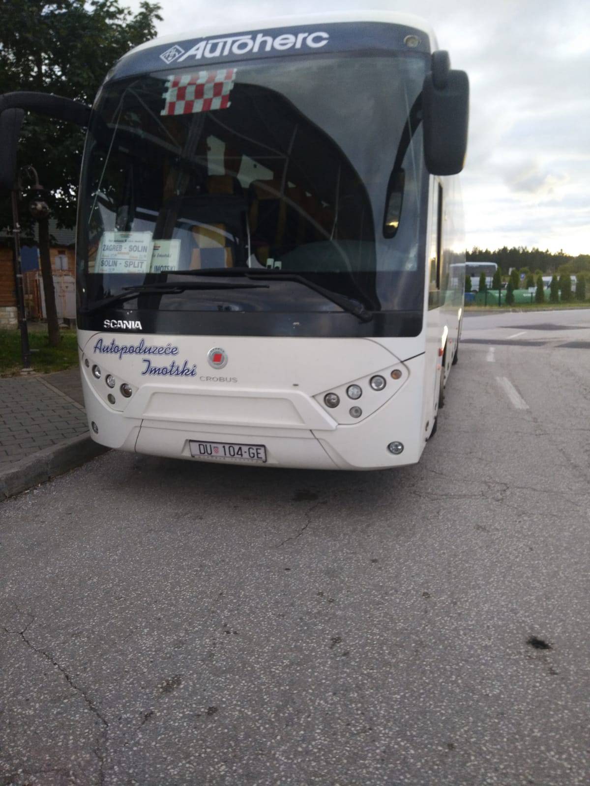 Vozač busa pretukao putnicu: 'Udarao me šakama po glavi...'