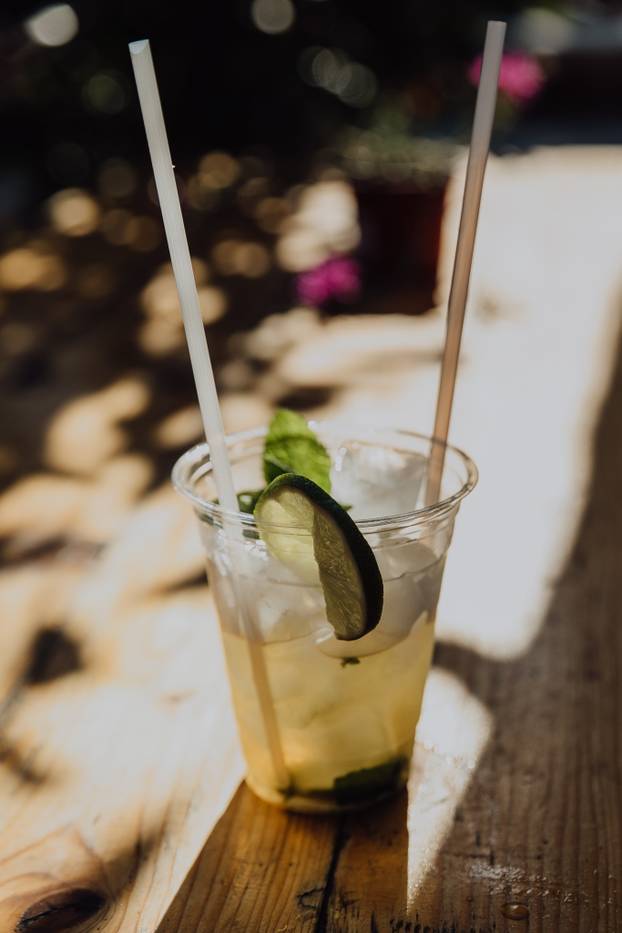 Fuliranje Jungle otvorilo svoja vrata: Uživajte u klopi, glazbi, dobrom pivu i ukusnim vinima