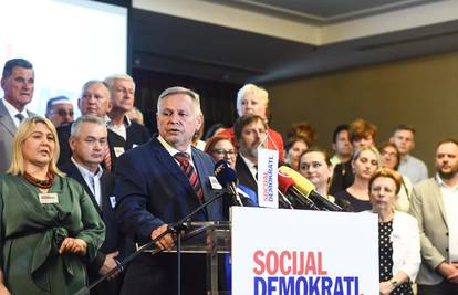 Socijaldemokrati su krenuli u borbu za politički opstanak...