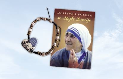 U prodaji narukvica s likom Majke Terezije i knjižica s molitvama