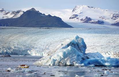 Prijeti im potpuni nestanak: Islandski ledenjaci u 20 godina već su ostali bez 750 km2