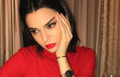 Još jedan promašaj: Kendall Jenner opet na udaru tviteraša