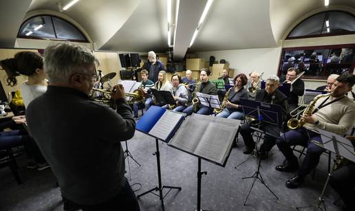 Šef kriznog stožera KB Dubrava vodi najšareniji orkestar kojeg znate i koji 'praši' odličan jazz!