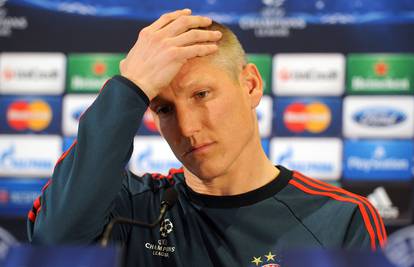 Tko bi rekao: Schweinsteiger uoči utakmice sluša Severinu
