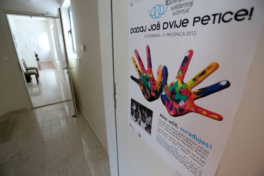 Internat Opusa Dei: Luksuz u kojem nema djevojaka i tuluma