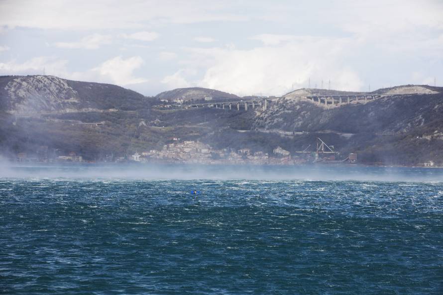 Bakarac: Olujna bura u Bakarskom zaljevu