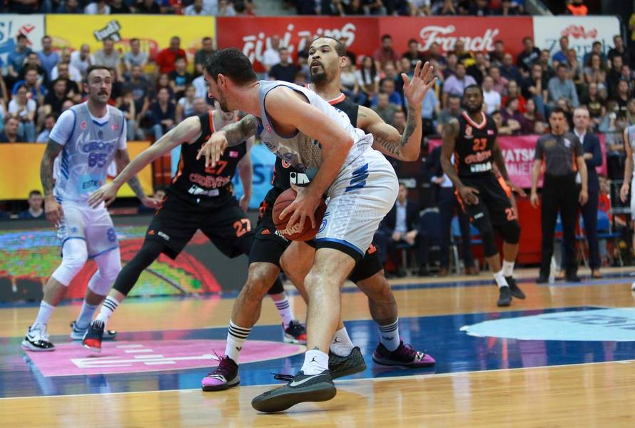 Cibosi su opet 'pojeli vitamine' i poveli s 2-0 u finalnoj seriji