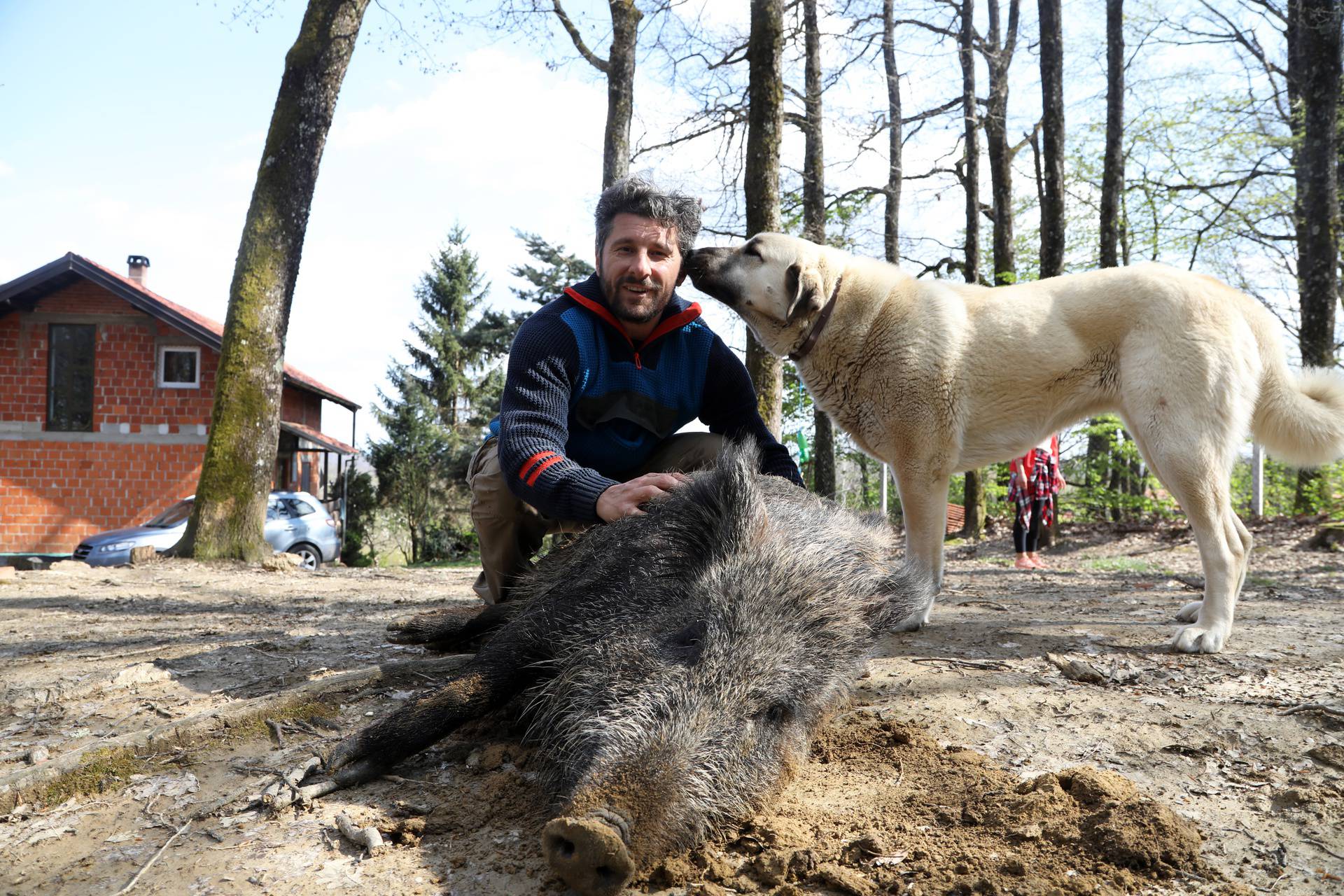 Gvozd: Glumac Dušan Bućan na svom imanju