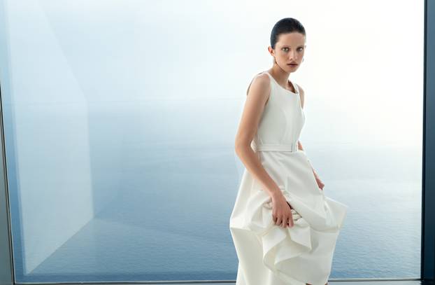 Lei Lou kolekcija: Promišljena forma i suvremena ženstvenost