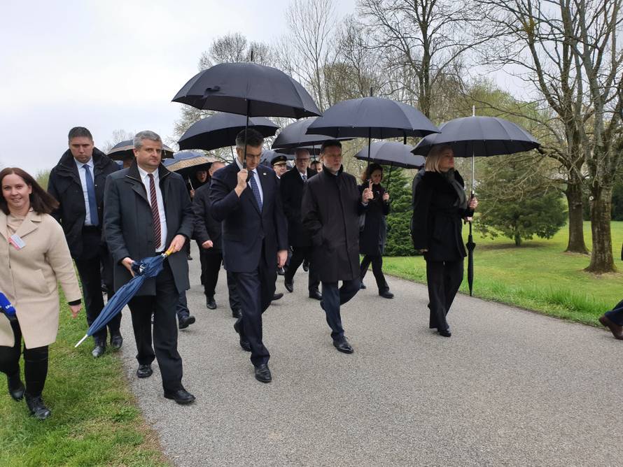 Plenković: 'Nema razloga da se mi svrstavamo na dvije strane'