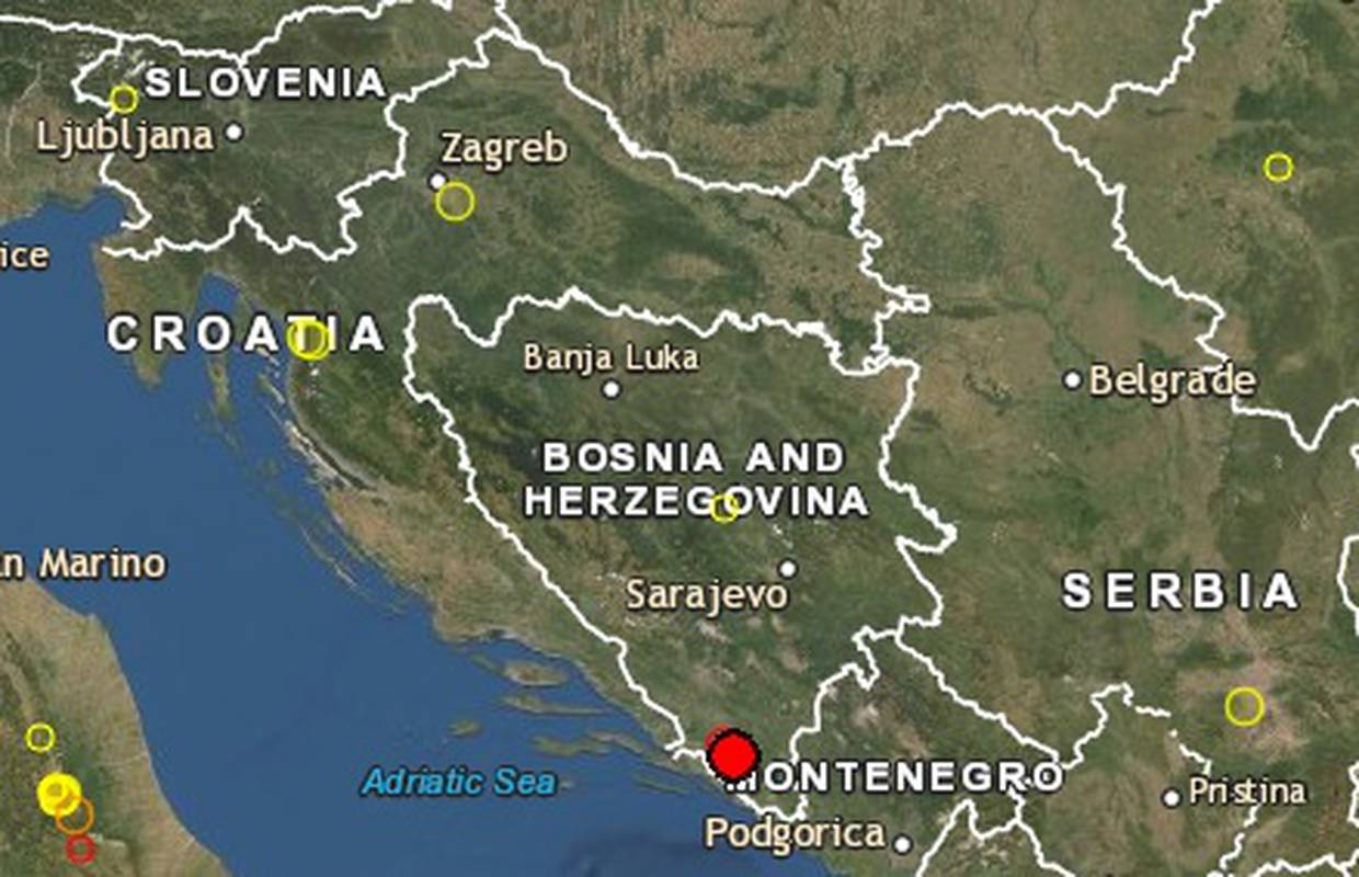Jak potres pogodio BiH, treslo se od Makarske do Dubrovnika