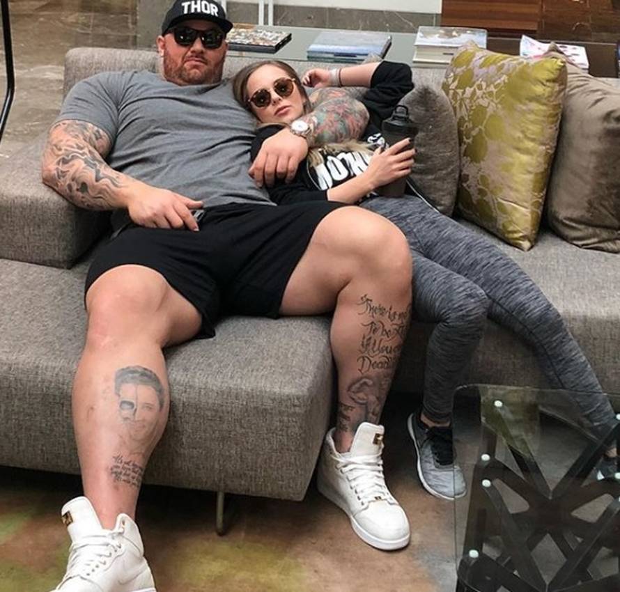 Thor i žena čekaju dijete: Na fotki ultrazvuka beba drži uteg