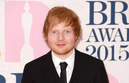 Sheeranu zaručnica pere zube: Ja jednostavno nisam u stanju