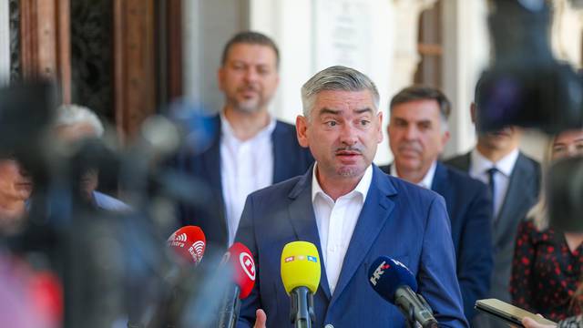 U Puli je održan radni sastanak s potpredsjednikom Vlade i ministrom Butkovićem i gradonačelnikom Pule Filipom Zoričićem