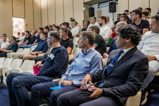 Split: Sjednica Županijskog Nogometnog Saveza na kojoj je izabran novi predsjednik Hrvoje Maleš