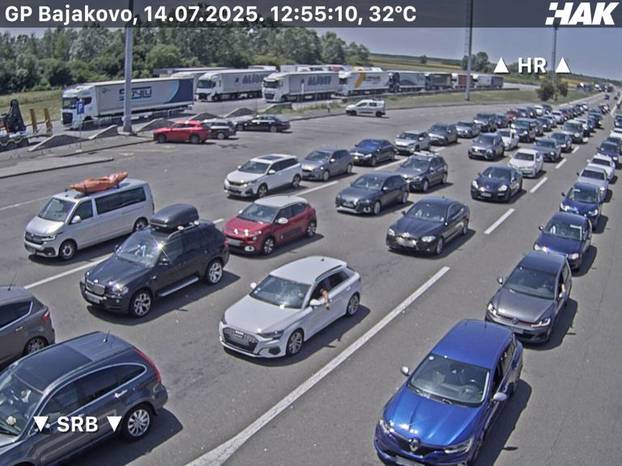 Ogromne gužve na cestama, pogledajte kartu. Kolona prema Lučkom duga čak 16 kilometara!
