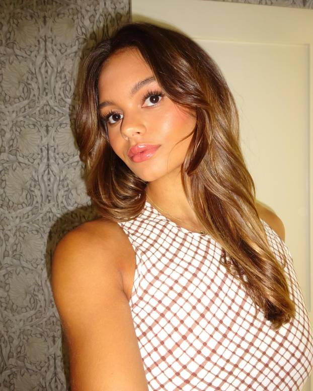 FOTO Tko kaže da je hladno? Ova plivačica podigla je temperaturu brže od radijatora!