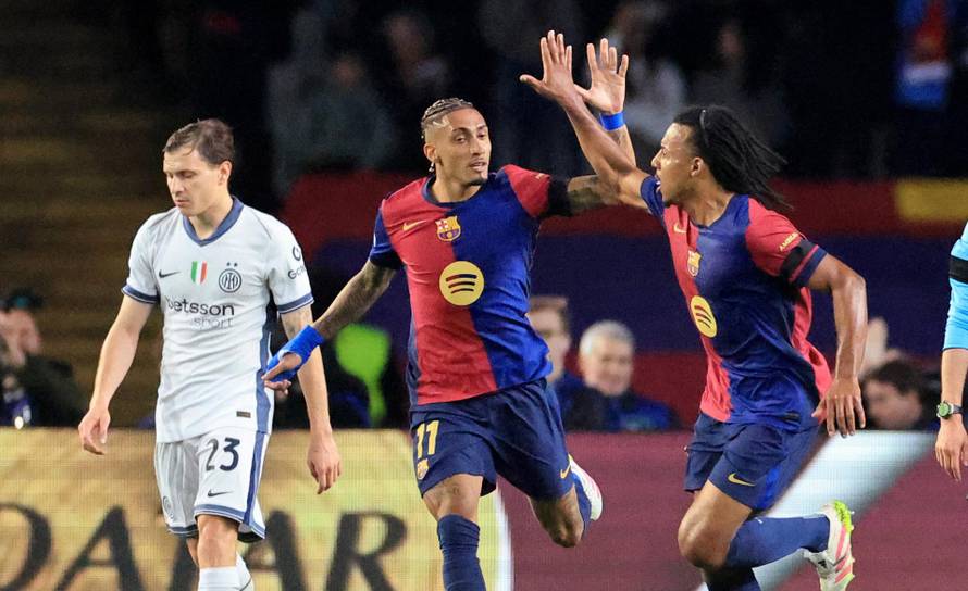 Champions League - Semi Final - First Leg - FC Barcelona v Inter Milan