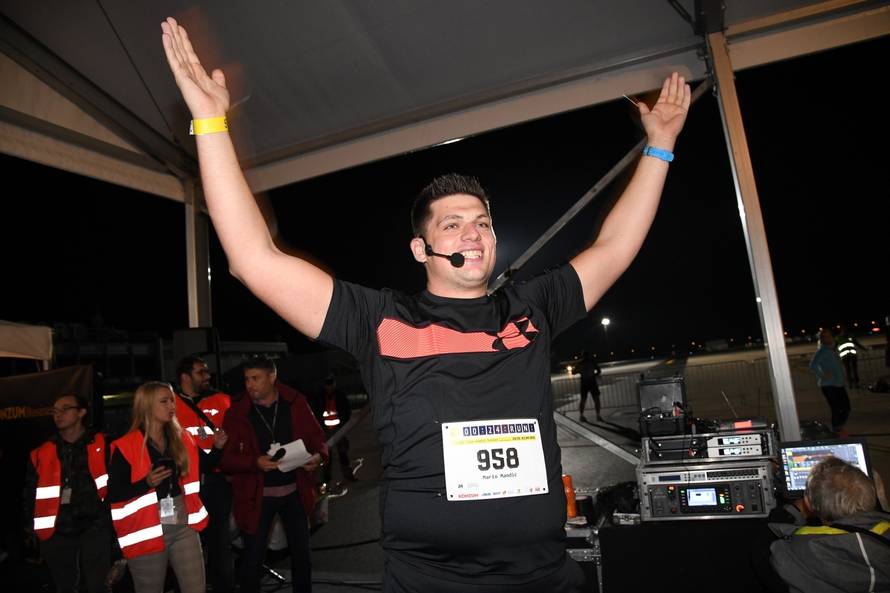 Pripreme u ZraÄnoj luci Franjo TuÄman uoÄi noÄne utrke 00:24