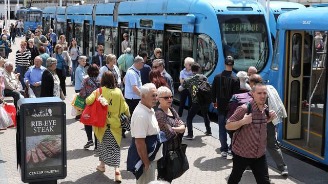 Zbog prijepora oko mirovina: ZET zaustavio javni prijevoz