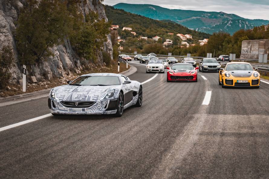 Rijeka: Luksuzni super automobili okupirali Korzo