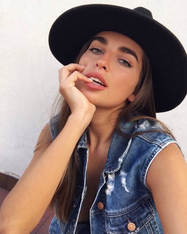 FOTO Atraktivna Argentinka ili brazilska bomba? Bernal i Karol zaludjele su društvene mreže...