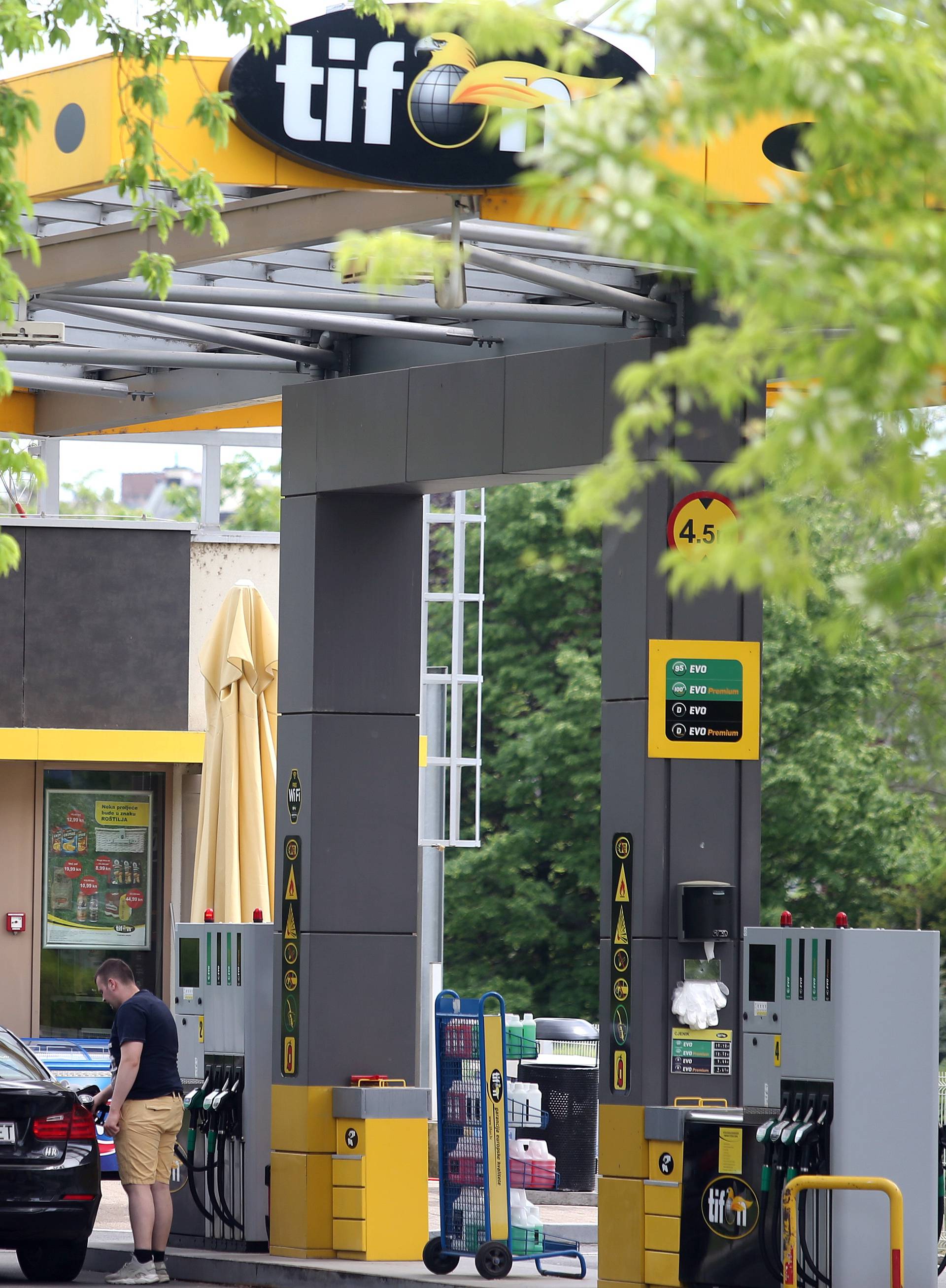 Više od 10 kn!: Cijene benzina probile su psihološku granicu