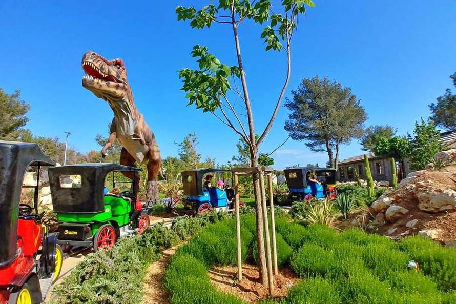 U Jurski park ili prerije Divljeg zapada?