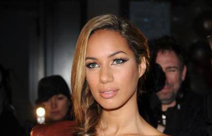 Leona Lewis provela seksi vikend u Parizu s plesačem