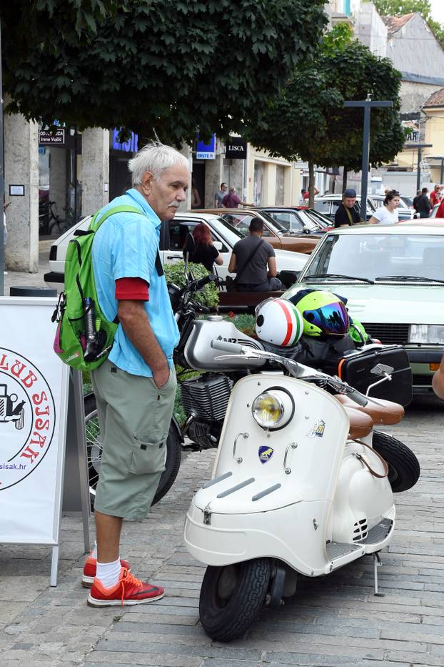 Sisak: Održani tradicionalni 34. Oldtimer susreti 