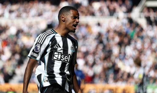 Saudijci nude vrtoglavu plaću Isaku, on hoće samo u Liverpool