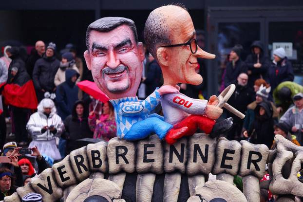 Rose Monday parade in Dusseldorf