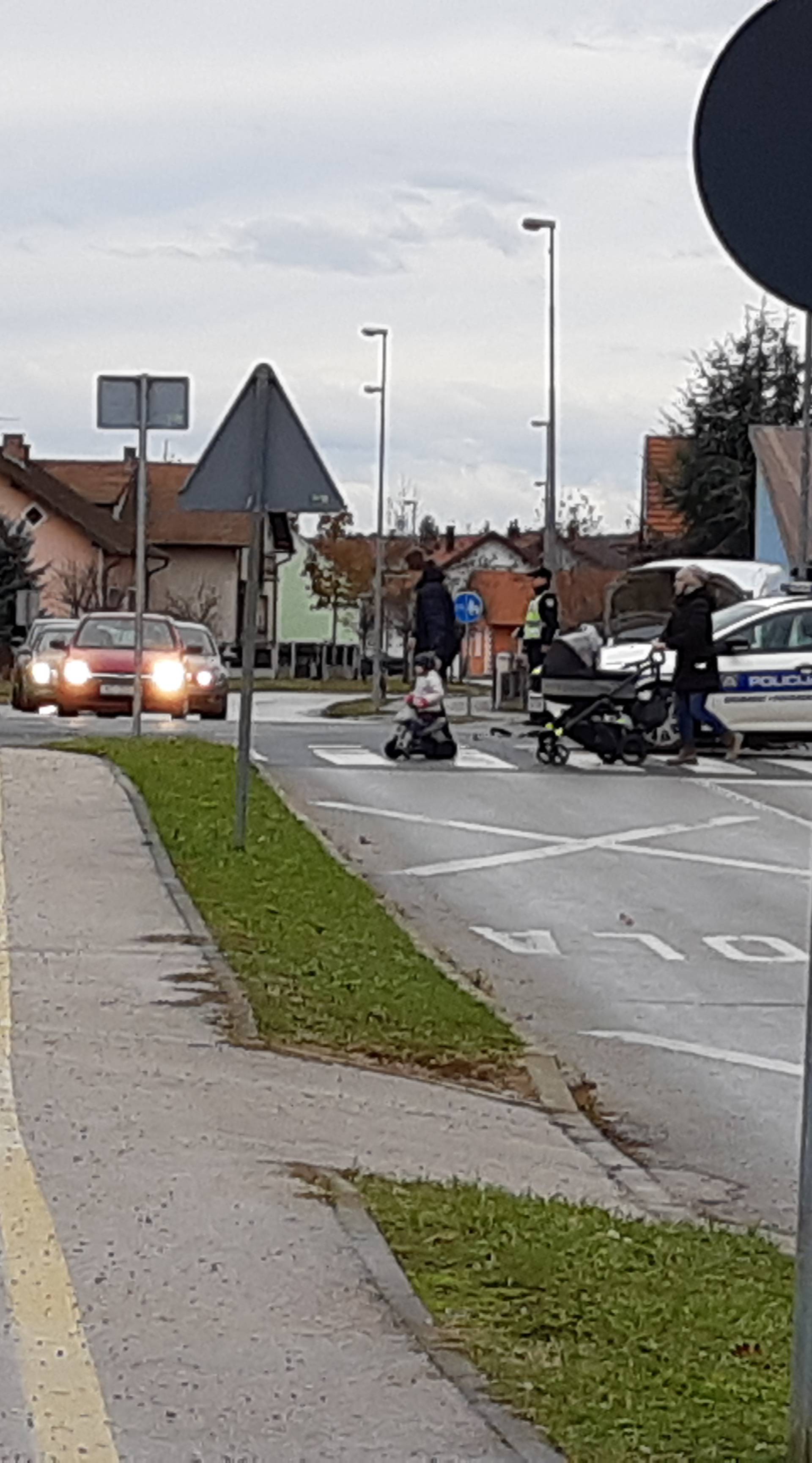 Tri automobila sudarila se u Koprivnici: Dvoje je ozlijeđenih