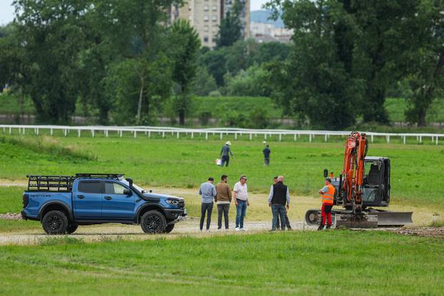 Zagreb: Radovi na Hipodromu za koncert Marka Perkovića Thompsona